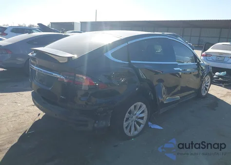 2017 Tesla Model X 100D/75D/90D из США, поврежденный, VIN 5YJXCDE25HF035573